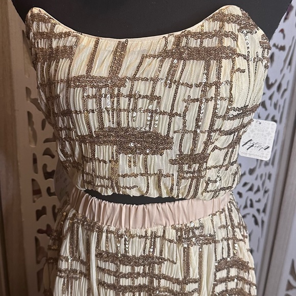 Free People x En Saison “Romi” Sequin Embellished Top and Skirt Set. NWT - Picture 6 of 8